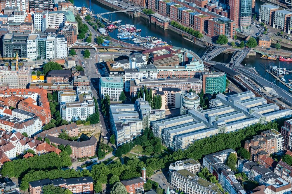 Luftbild Hamburg - Gebäudekomplex Presse- und Medienhauses Gruner + Jahr in Hamburg, Deutschland