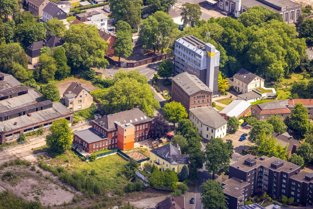 Luftaufnahme Herne - Gebäudekomplex Presse- und Medienhauses NWB Verlag GmbH in Herne im Bundesland Nordrhein-Westfalen, Deutschland