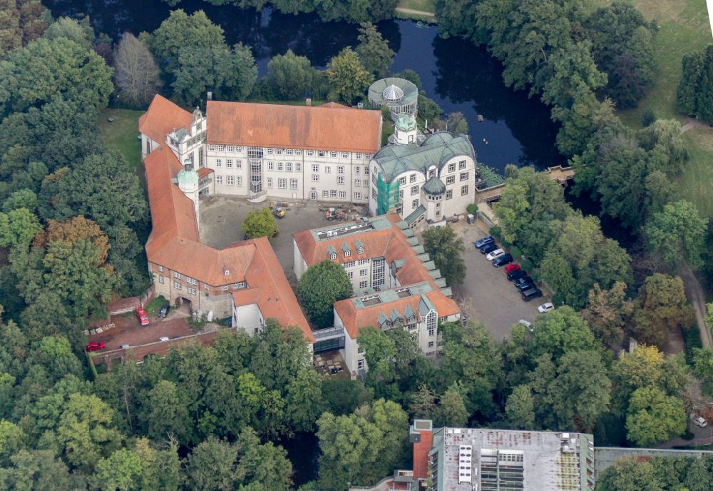 Luftaufnahme Gifhorn - Gebäudekomplex von Schloß Gifhorn in Gifhorn im Bundesland Niedersachsen