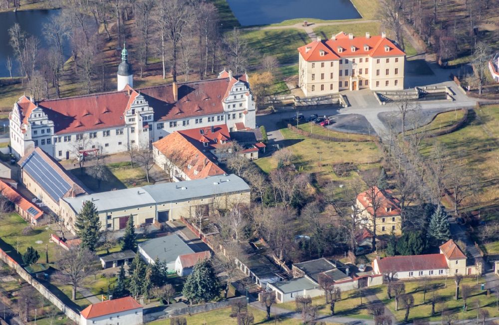 Luftbild Großenhain - Gebäudekomplex im Schloßpark von Schloss und Palais Zabeltitz in Großenhain im Bundesland Sachsen