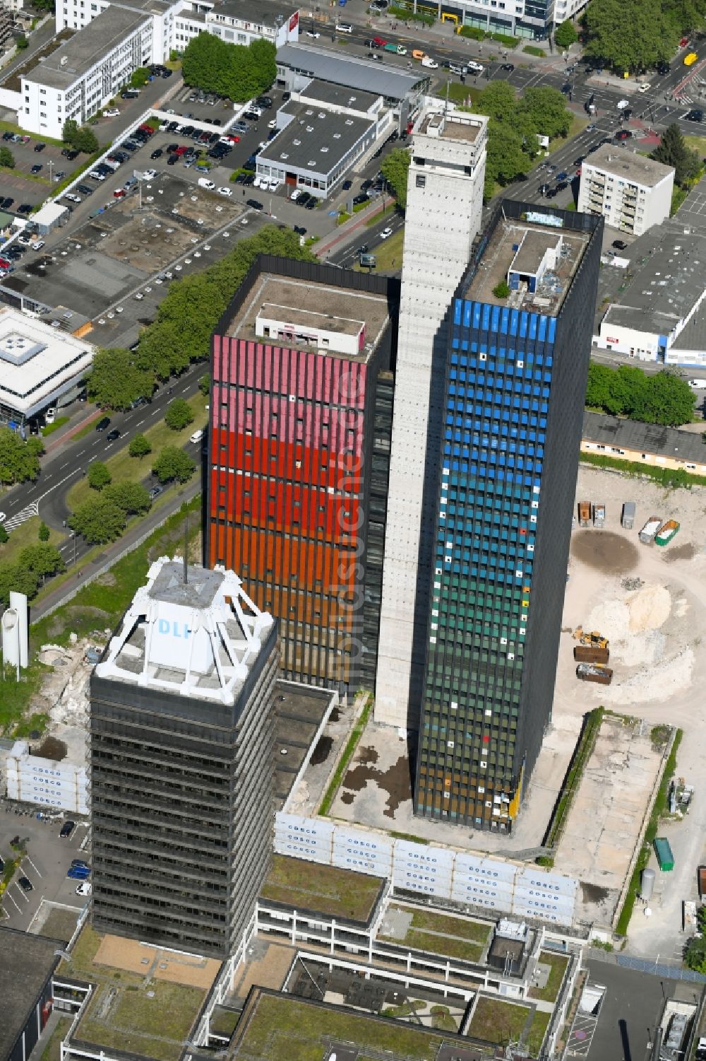 Luftbild Köln - Gebäudekomplex des Senders Deutschlandfunk im Ortsteil Rodenkirchen in Köln im Bundesland Nordrhein-Westfalen, Deutschland