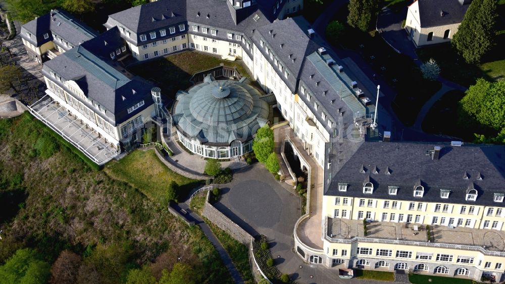 Luftbild Königswinter - Gebäudekomplex Steigenberger Grandhotel & Spa Petersberg in Königswinter im Bundesland Nordrhein-Westfalen, Deutschland