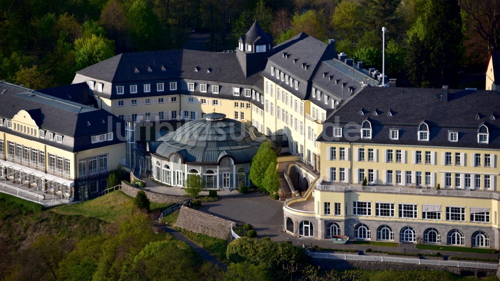 Luftaufnahme Königswinter - Gebäudekomplex Steigenberger Grandhotel & Spa Petersberg in Königswinter im Bundesland Nordrhein-Westfalen, Deutschland