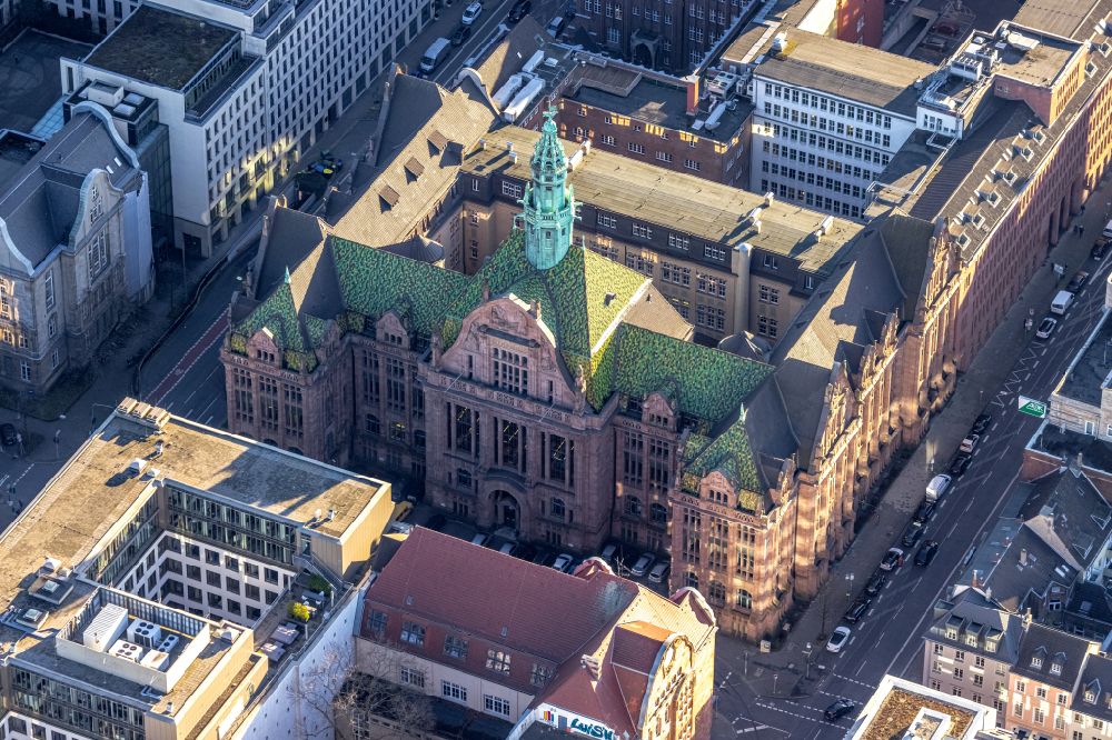 Luftbild Düsseldorf - Gebäudekomplex des Verwaltungs- Gericht in Düsseldorf im Bundesland Nordrhein-Westfalen, Deutschland