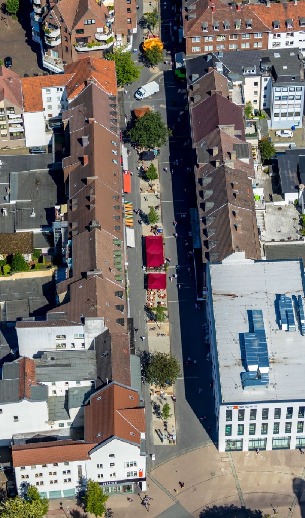 Luftaufnahme Gladbeck - Gebäudekomplexes eines Einkaufszentrum in Gladbeck im Bundesland Nordrhein-Westfalen, Deutschland