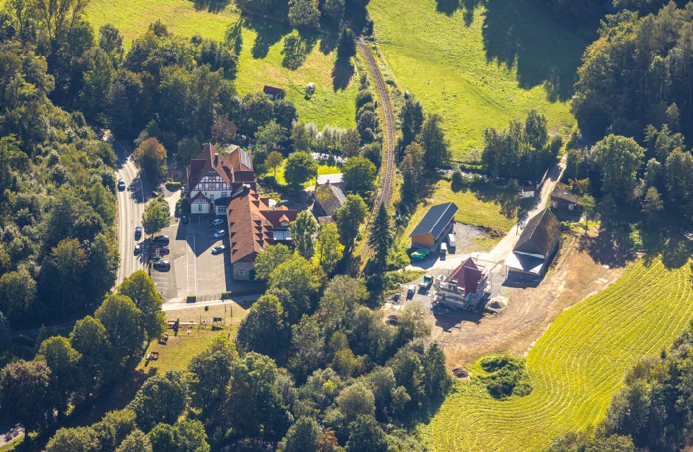 Binolen von oben - Gehöft und Bauernhof in Binolen im Bundesland Nordrhein-Westfalen, Deutschland