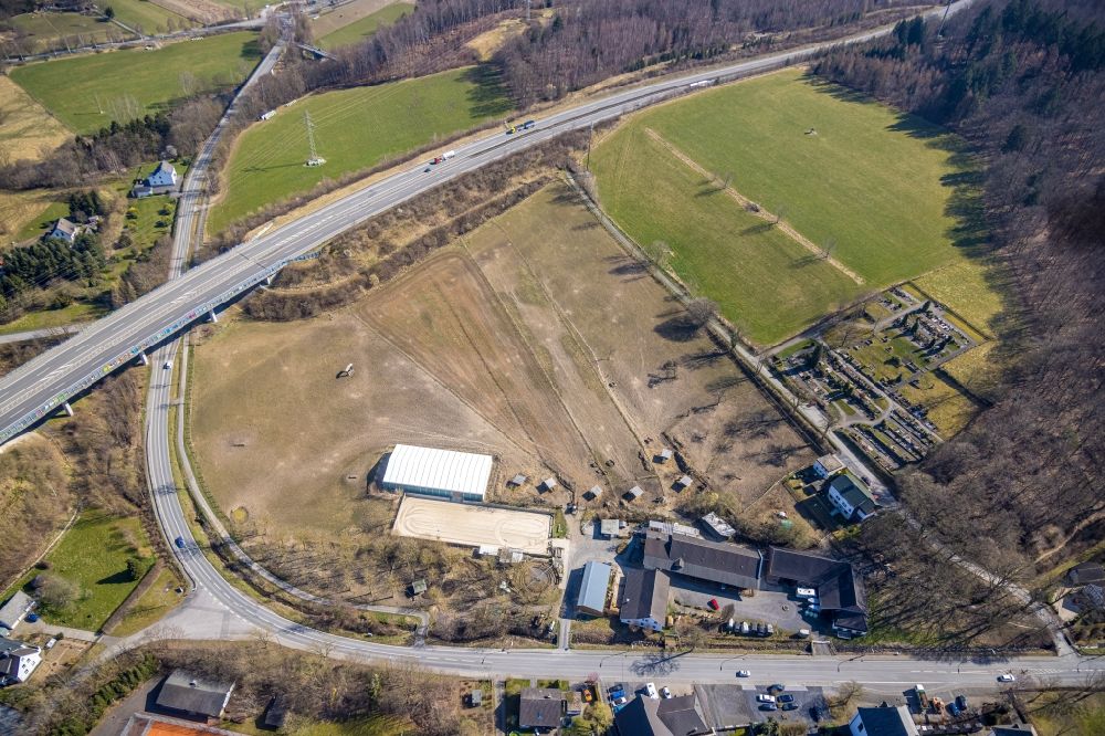 Luftaufnahme Arnsberg - Gehöft und Bauernhof Gut Rumbeck in Arnsberg im Bundesland Nordrhein-Westfalen, Deutschland