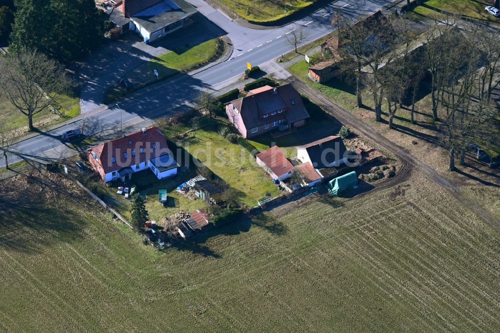Luftbild Eimke - Gehöft und Bauernhof des Hofladen Eimker Erdäpfel an der Salzwedeler Straße in Eimke im Bundesland Niedersachsen, Deutschland