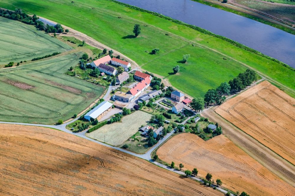Luftbild Riesa - Gehöft und Bauernhof im Ortsteil Forberge in Riesa im Bundesland Sachsen, Deutschland