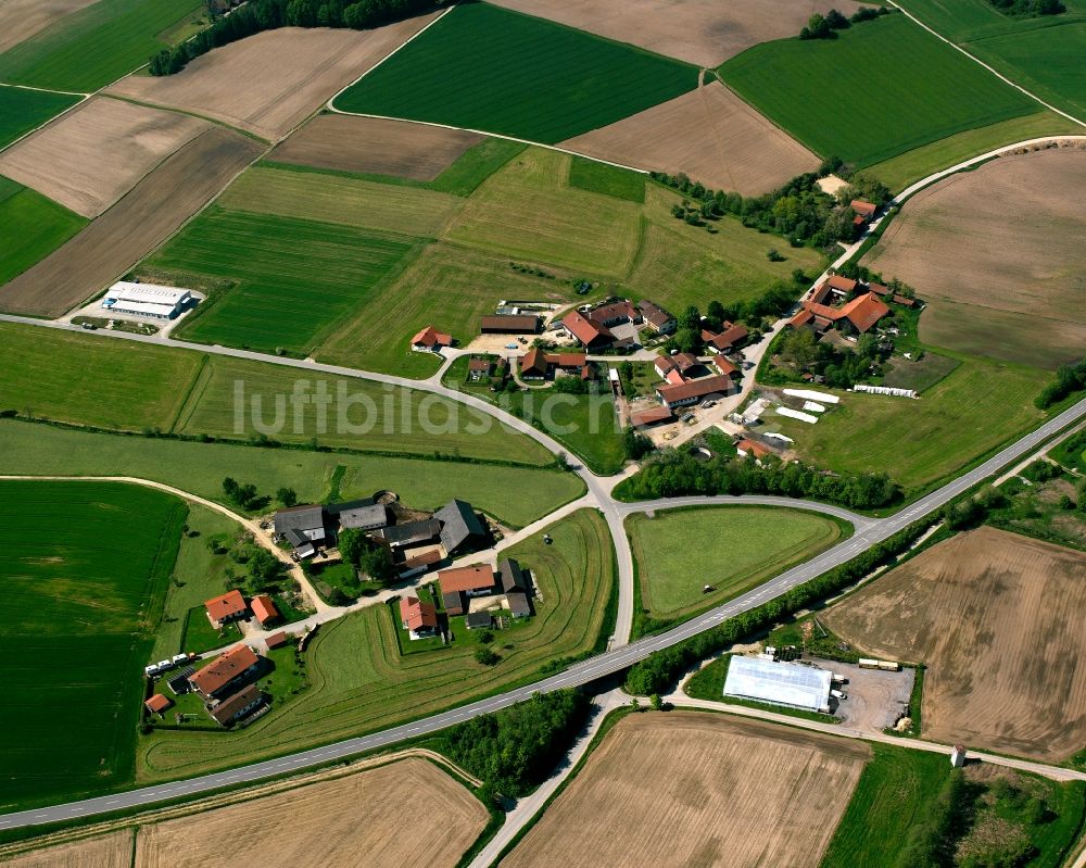Priel von oben - Gehöft und Bauernhof in Priel im Bundesland Bayern, Deutschland
