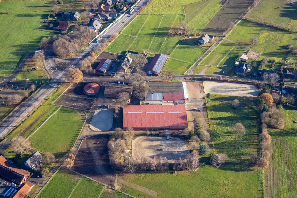 Östrich von oben - Gehöft und Bauernhof in Östrich im Bundesland Nordrhein-Westfalen, Deutschland