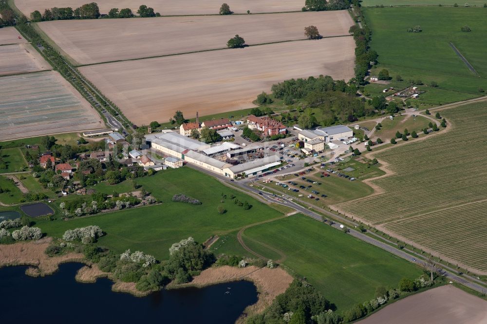 Luftaufnahme Beetzseeheide - Gehöft und Bauernhof Vielfruchthof Domstiftsgut Mötzow in Beetzseeheide im Bundesland Brandenburg, Deutschland