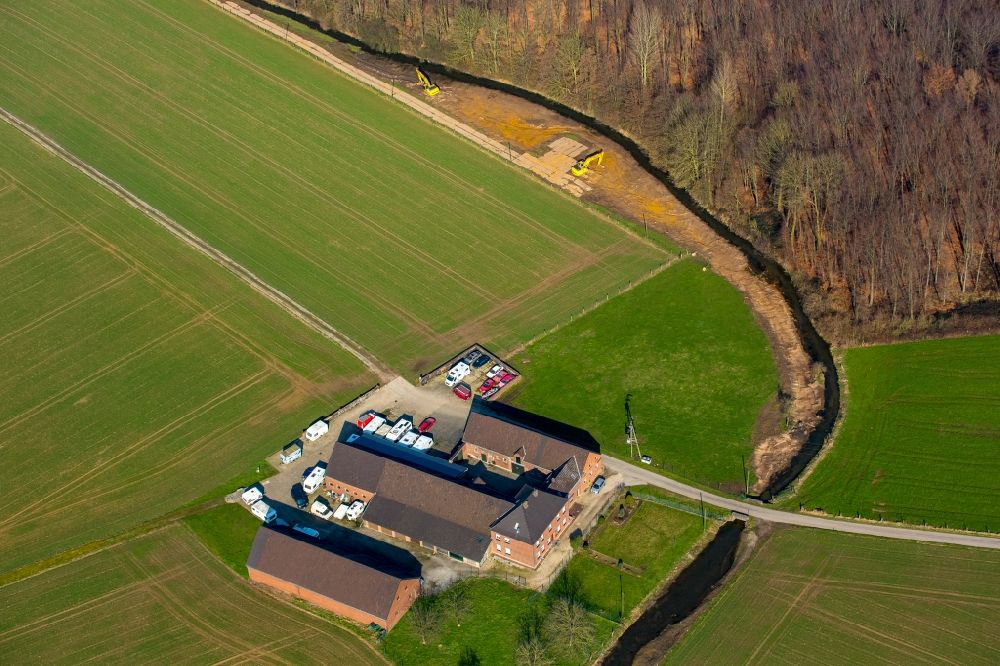 Luftbild Rheurdt - Gehöft eines Bauernhofes am Landwehrbach und dem Staatsforst Reuth-Littard in Rheurdt im Bundesland Nordrhein-Westfalen