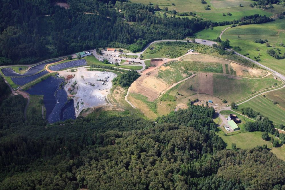 Luftbild Kleines Wiesental - Gelände der aufgeschütteten Mülldeponie Scheinberg im Kleinen Wiesental, Ortsteil Wieslet, im Bundesland Baden-Württemberg