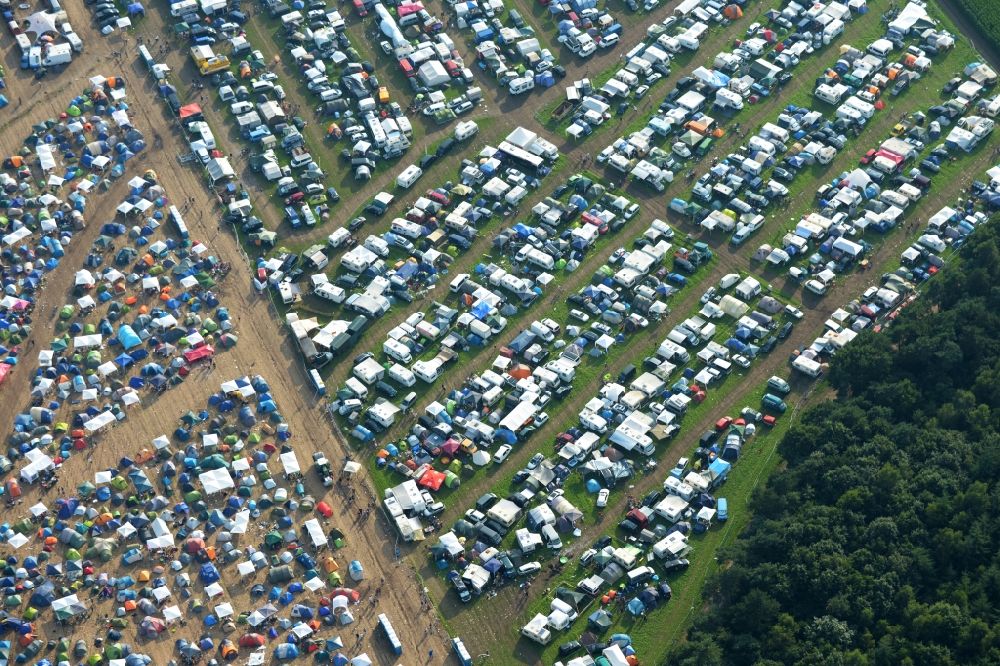 Luftaufnahme Nordholz - Gelände des Deichbrand Festival Musik- Festival in Nordholz im Bundesland Niedersachsen, Deutschland
