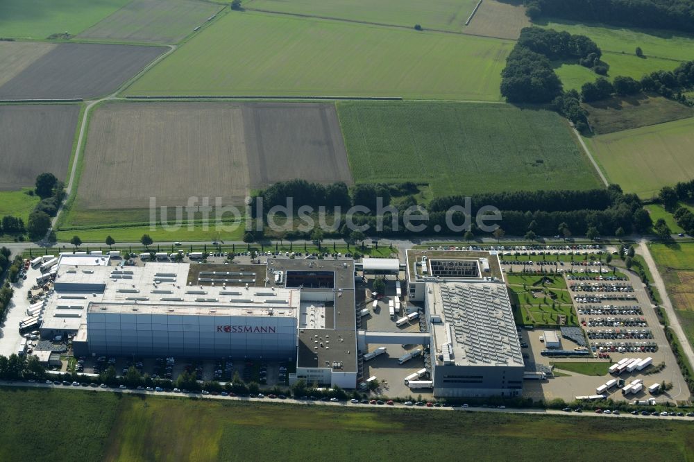 Burgwedel von oben - Gelände der Dirk Rossmann GmbH in Burgwedel im Bundesland Niedersachsen