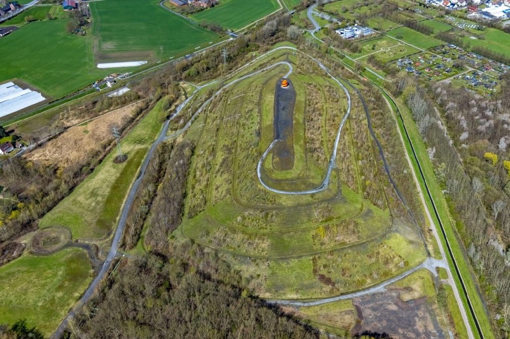 Hamm aus der Vogelperspektive: Gelände der ehemaligen Bergbau- Halde Kissinger Höhe in Hamm im Bundesland Nordrhein-Westfalen, Deutschland