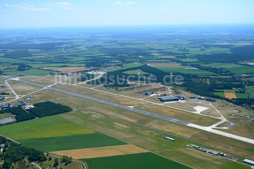 Luftbild Nordholz - Gelände des Flughafen Nordholz/Cuxhaven in Nordholz im Bundesland Niedersachsen, Deutschland