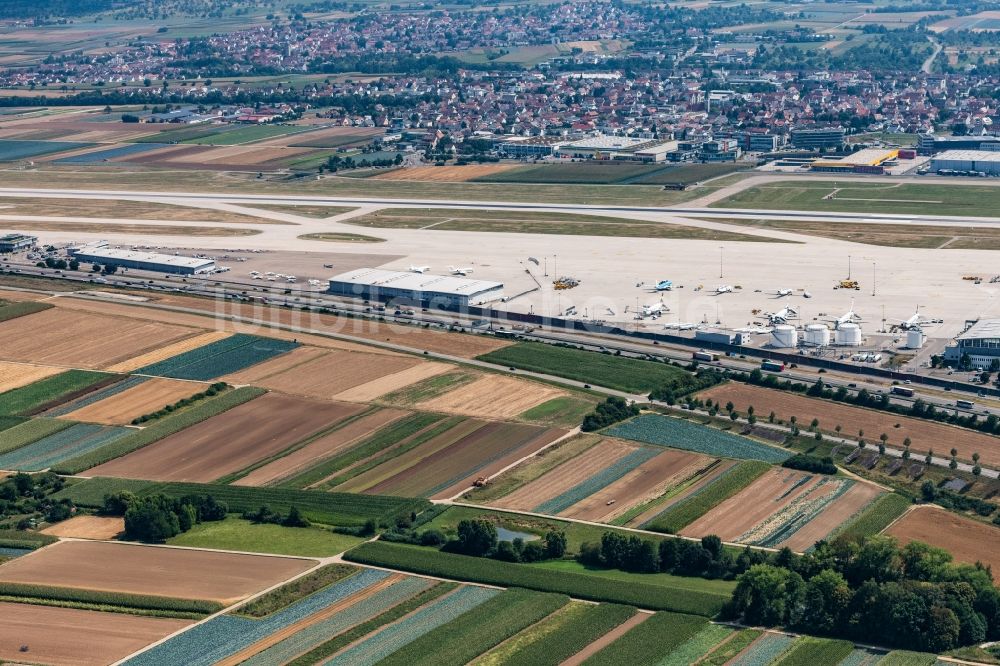 Luftaufnahme Stuttgart - Gelände des Flughafen in Stuttgart im Bundesland Baden-Württemberg, Deutschland