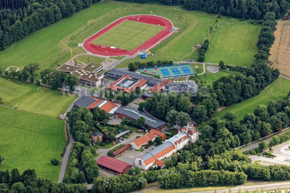 Luftbild Starnberg - Gelände und Gebäude der Munich International School MIS in Schloß Buchhof bei Starnberg im Bundesland Bayern