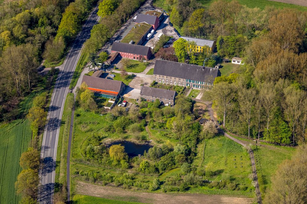 Luftaufnahme Bergkamen - Gelände der gemeinnützigen Hilfsorganisation Biologische Station Kreis Unna in Bergkamen im Bundesland Nordrhein-Westfalen, Deutschland