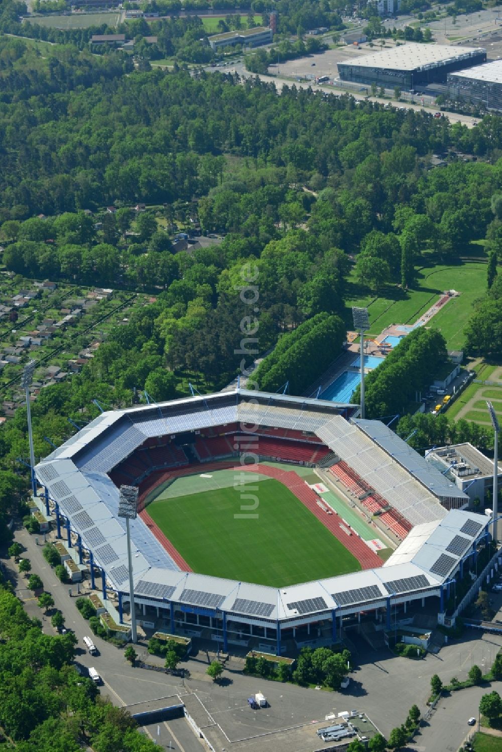 Nürnberg von oben - Gelände am Grundig Stadion in Nürnberg im Bundesland Bayern