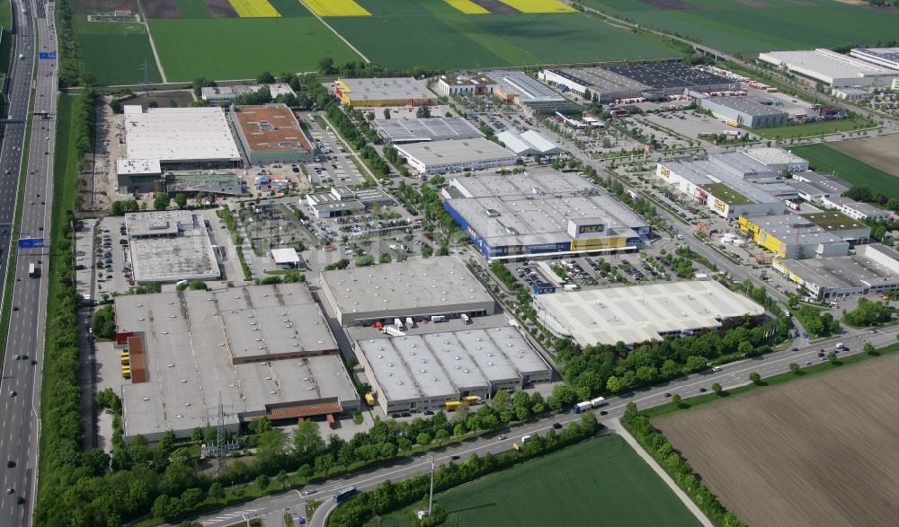 München Eching von oben - Gelände des IKEA Einrichtungshaus München-Eching im Bundesland Bayern