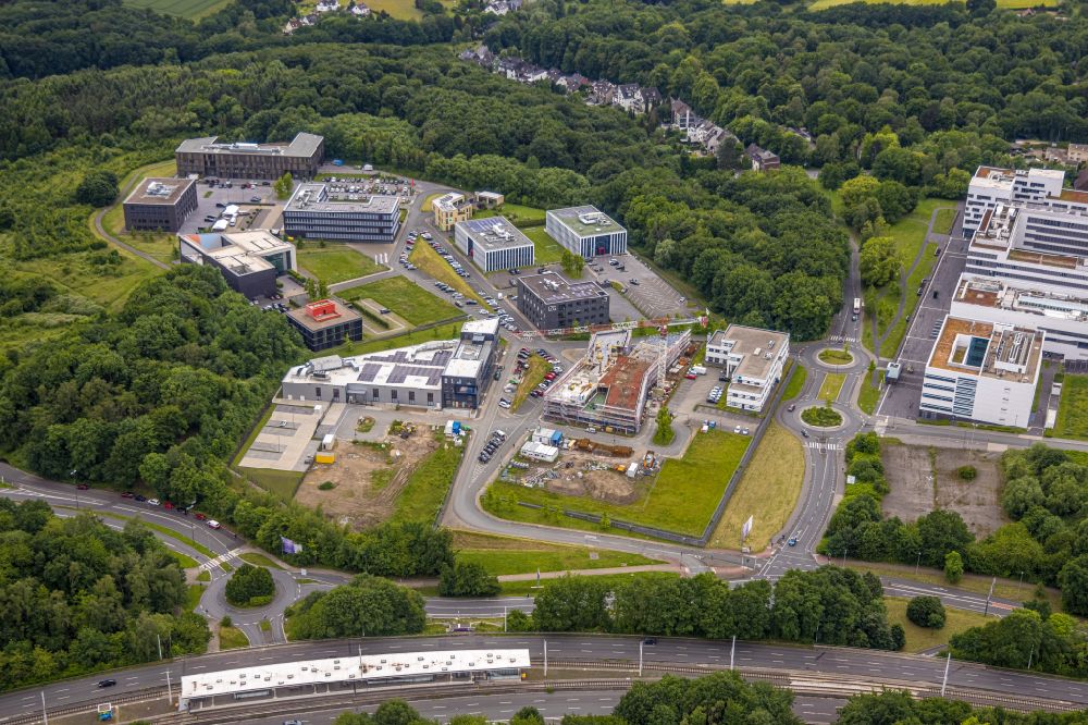 Luftaufnahme Bochum - Gelände des Innovationszentrums Gesundheitswirtschaft auf dem Gesundheitscampus im Ortsteil Bochum Süd in Bochum im Bundesland Nordrhein-Westf