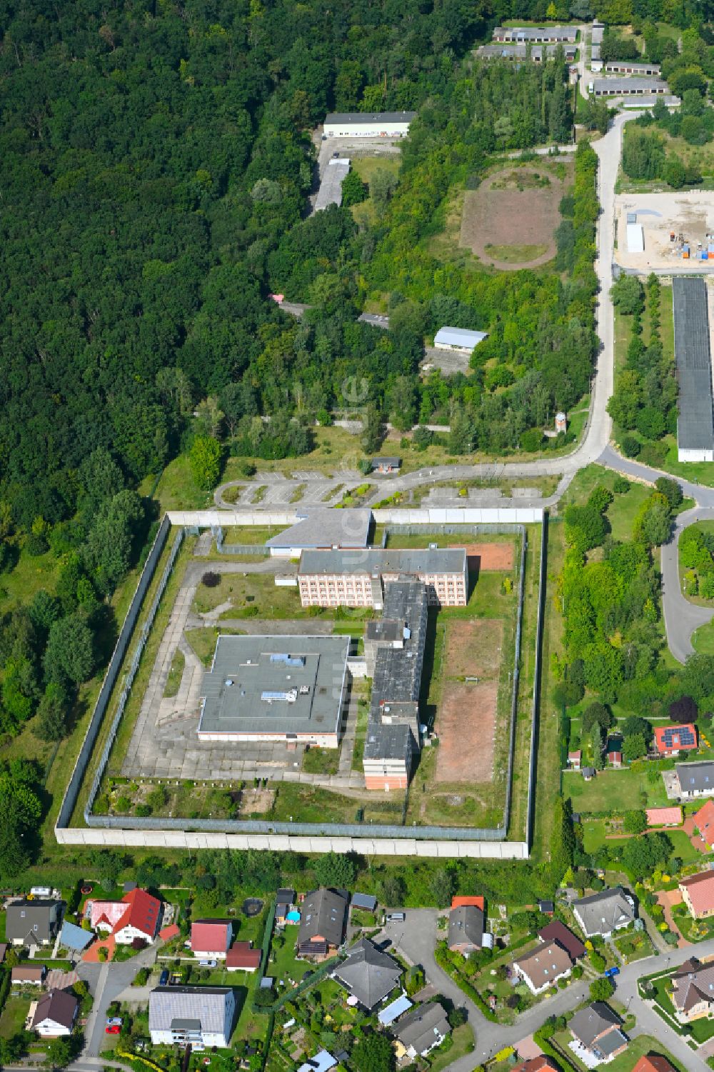 Luftbild Neubrandenburg - Gelände der Justizvollzugsanstalt JVA Neubrandenburg im Bundesland Mecklenburg-Vorpommern