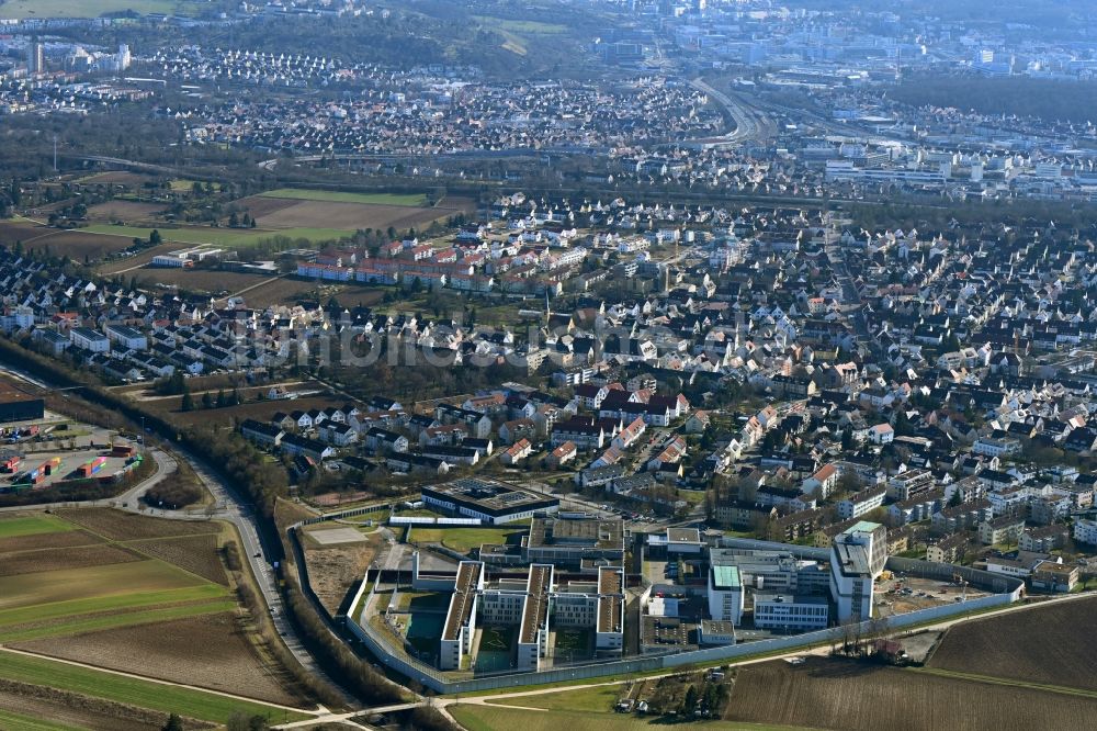Luftaufnahme Stuttgart - Gelände der Justizvollzugsanstalt JVA Stuttgart im Ortsteil Stammheim in Stuttgart im Bundesland Baden-Württemberg, Deutschland