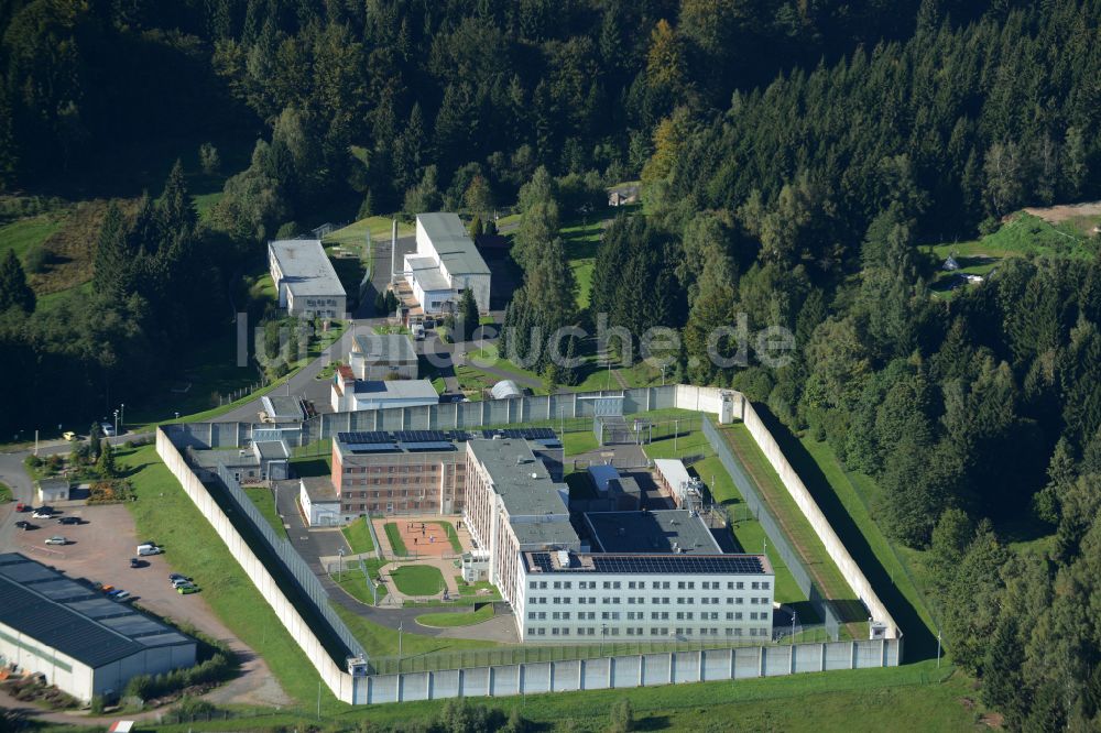 Suhl von oben - Gelände der Justizvollzugsanstalt JVA in Suhl im Bundesland Thüringen