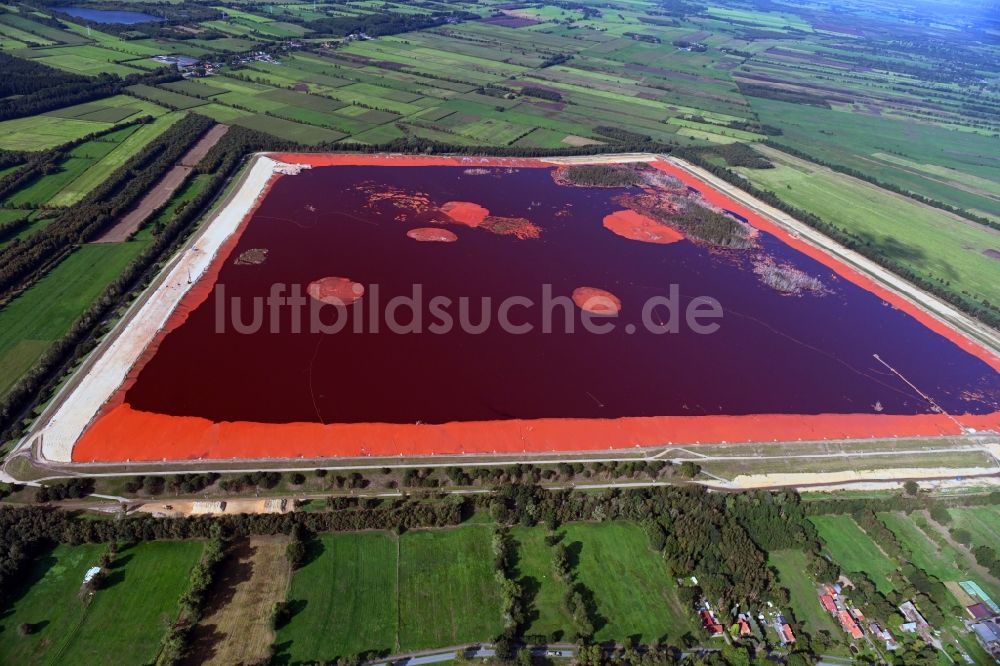 Hammah von oben - Gelände der Rotschlammdeponie in Hammah im Bundesland Niedersachsen, Deutschland