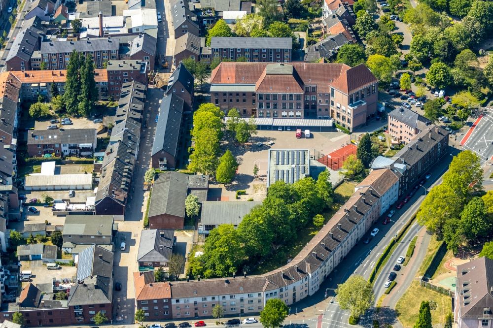 Luftbild Wesel - Gemeinschaftsgrundschule Innenstadt an der Böhlstraße - Neustraße in Wesel im Bundesland Nordrhein-Westfalen, Deutschland