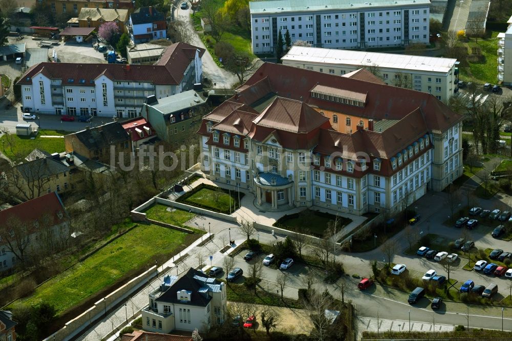 Luftaufnahme Naumburg (Saale) - Gerichts- Gebäude Oberlandesgericht Naumburg in Naumburg (Saale) im Bundesland Sachsen-Anhalt, Deutschland