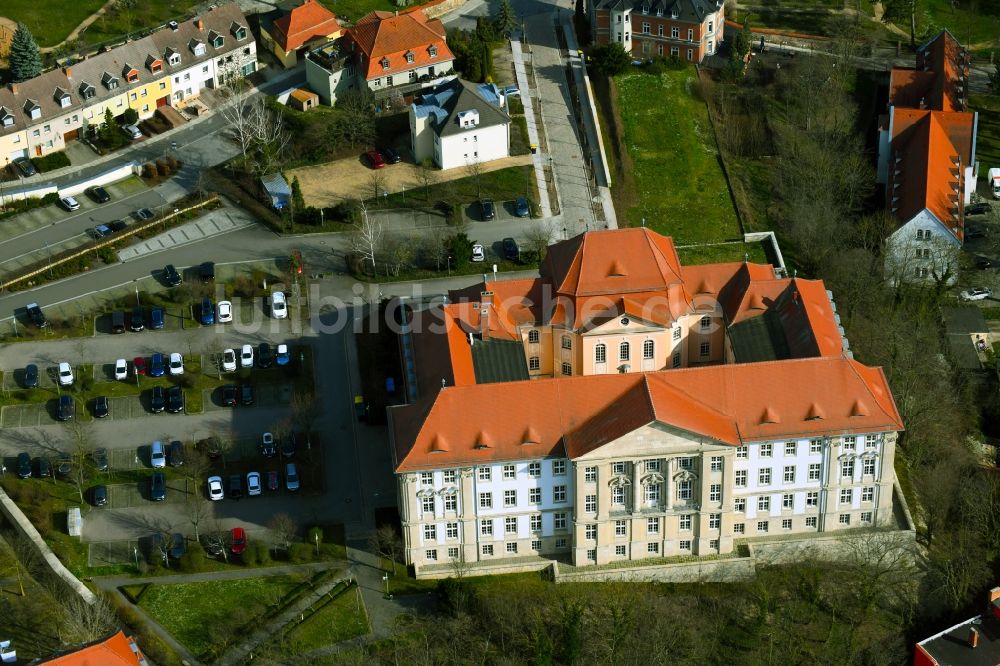 Naumburg (Saale) von oben - Gerichts- Gebäude Oberlandesgericht Naumburg in Naumburg (Saale) im Bundesland Sachsen-Anhalt, Deutschland