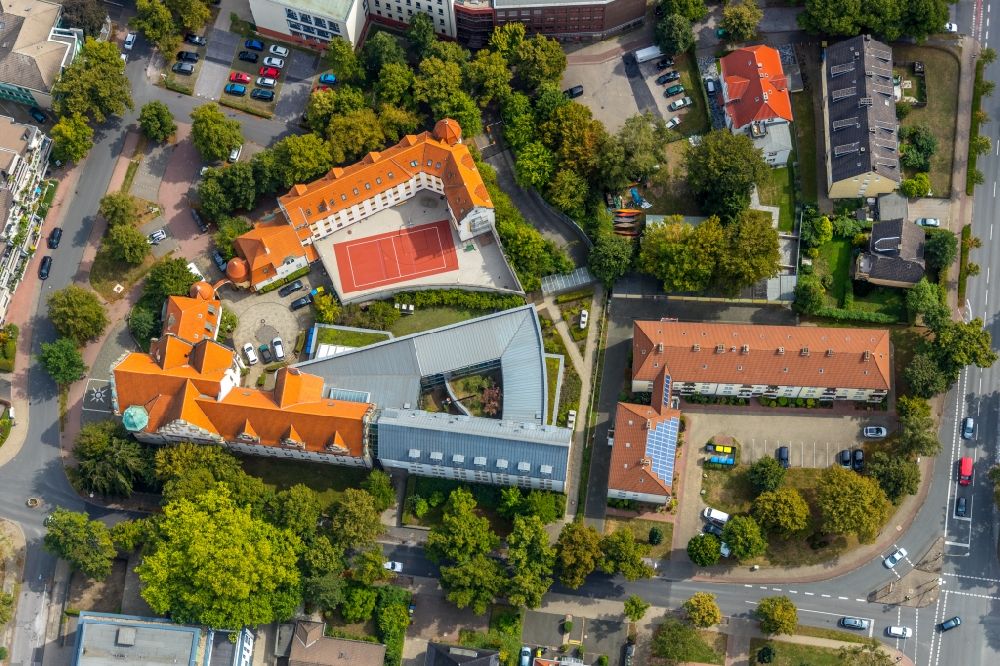 Luftbild Lünen - Gerichts- Gebäudekomplex des Amtsgericht in Lünen im Bundesland Nordrhein-Westfalen, Deutschland