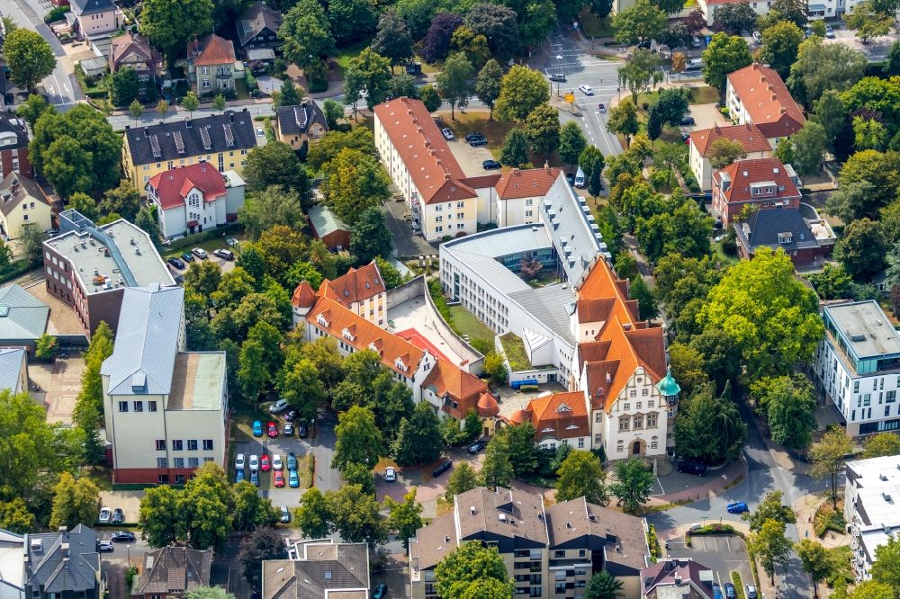 Luftaufnahme Lünen - Gerichts- Gebäudekomplex des Amtsgericht in Lünen im Bundesland Nordrhein-Westfalen, Deutschland
