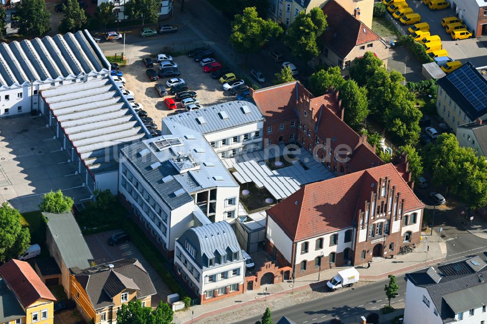 Bernau von oben - Gerichts- Gebäudekomplex in Bernau im Bundesland Brandenburg, Deutschland