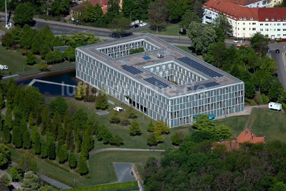 Luftaufnahme Erfurt - Gerichts- Gebäudekomplex des Bundesarbeitsgericht in Erfurt im Bundesland Thüringen, Deutschland