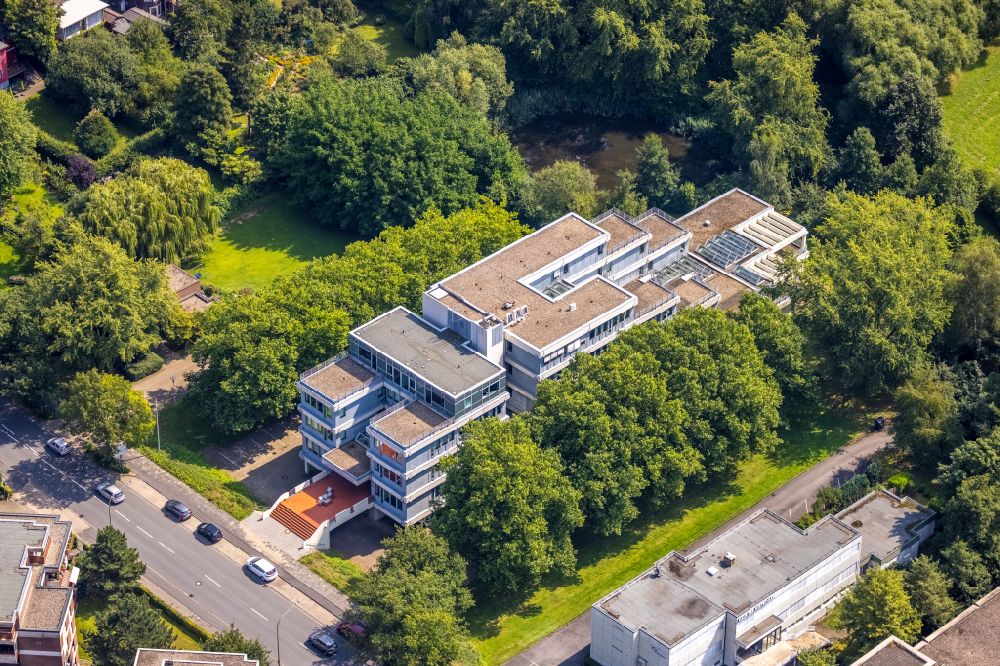Hamm von oben - Gerichts- Gebäudekomplex des Landesarbeitsgericht Hamm an der Marker Allee in Hamm im Bundesland Nordrhein-Westfalen, Deutschland