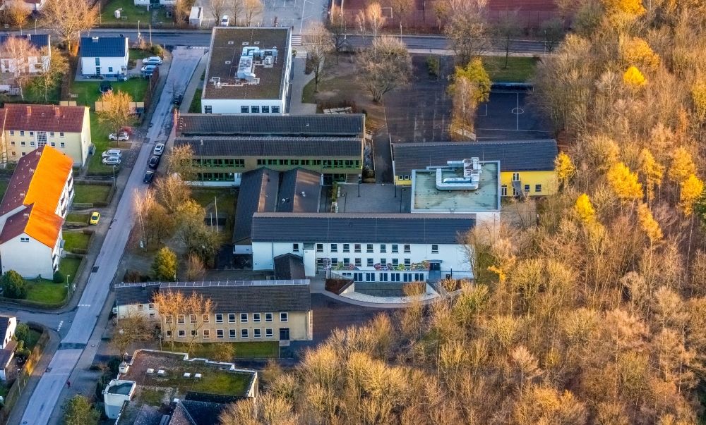 Wickede (Ruhr) von oben - Gerkenschule in Wickede (Ruhr) im Bundesland Nordrhein-Westfalen, Deutschland