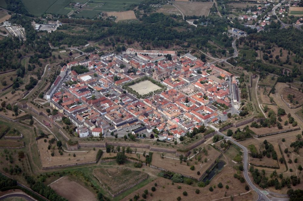 Luftbild Neuf-Brisach - Gesamtansicht der Stadt und Festungsanlage Neuf-Brisach in Frankreich