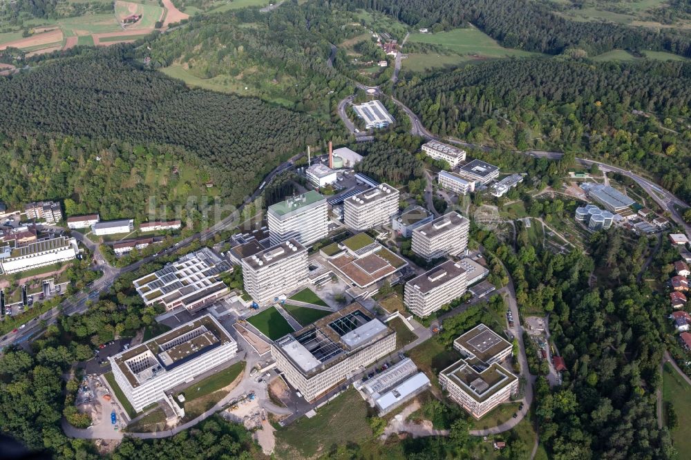 Luftbild Tübingen - Gesamtübersicht der Campus- Gebäude der Universität in Tübingen im Bundesland Baden-Württemberg, Deutschland