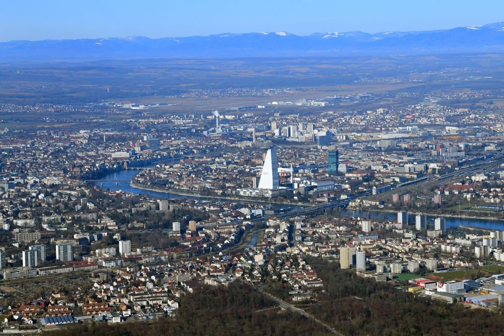Luftbild Basel - Gesamtübersicht und Stadtgebiet mit Außenbezirken und Innenstadtbereich in Basel, Schweiz