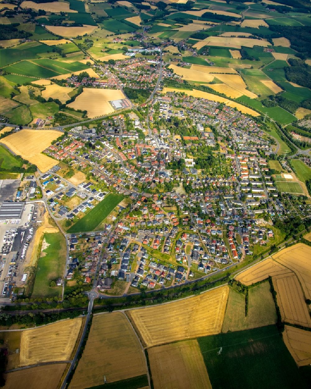 Bork von oben - Gesamtübersicht und Stadtgebiet mit Außenbezirken und Innenstadtbereich in Bork im Bundesland Nordrhein-Westfalen, Deutschland