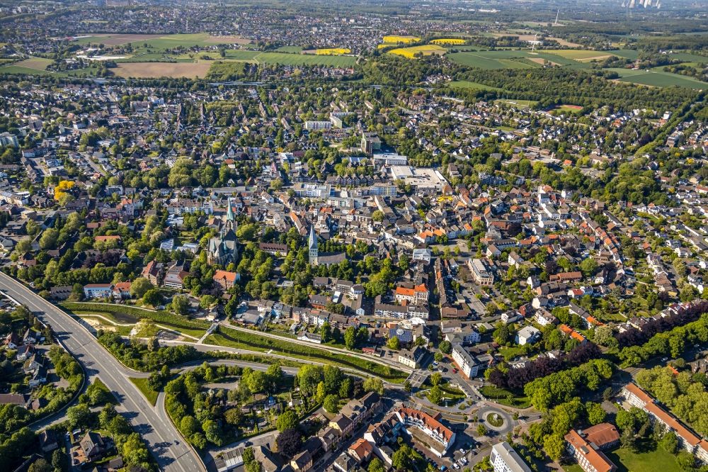 Luftbild Kamen - Gesamtübersicht und Stadtgebiet mit Außenbezirken und Innenstadtbereich in Kamen im Bundesland Nordrhein-Westfalen, Deutschland