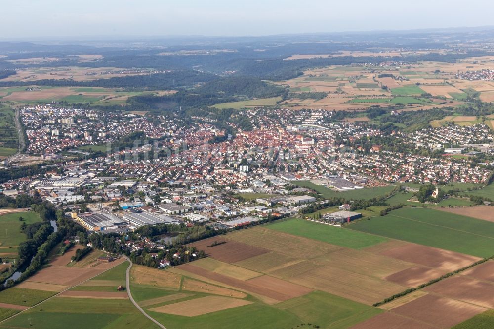 Luftbild Rottenburg am Neckar - Gesamtübersicht und Stadtgebiet mit Außenbezirken und Innenstadtbereich in Rottenburg am Neckar im Bundesland Baden-Württemberg, Deutschland