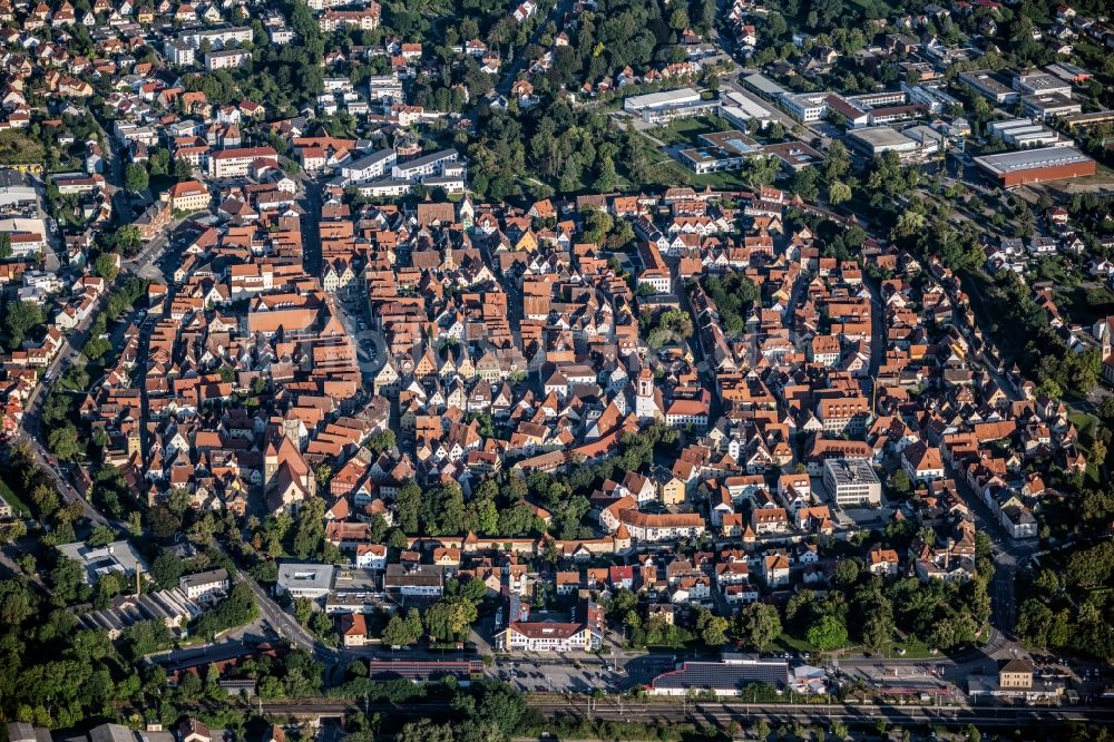 Luftbild Weißenburg in Bayern - Gesamtübersicht und Stadtgebiet mit Außenbezirken und Innenstadtbereich in Weißenburg in Bayern im Bundesland Bayern, Deutschland