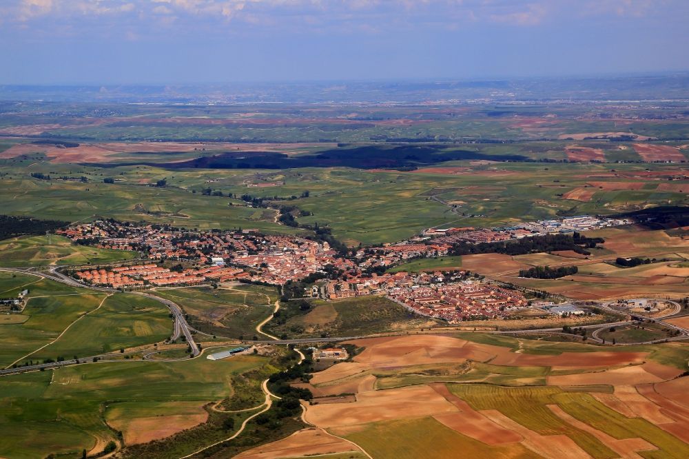 Cobena von oben - Gesamtübersicht und Stadtgebiet in Cobena in Comunidad de Madrid, Spanien