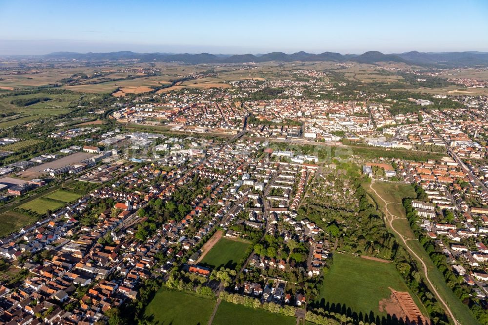 Luftbild Landau in der Pfalz Gesamtübersicht und